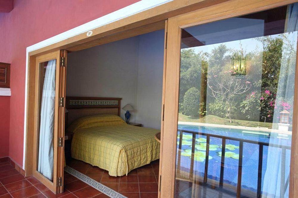 Leonia Holistic Destination Hotel Shamirpet Buitenkant foto