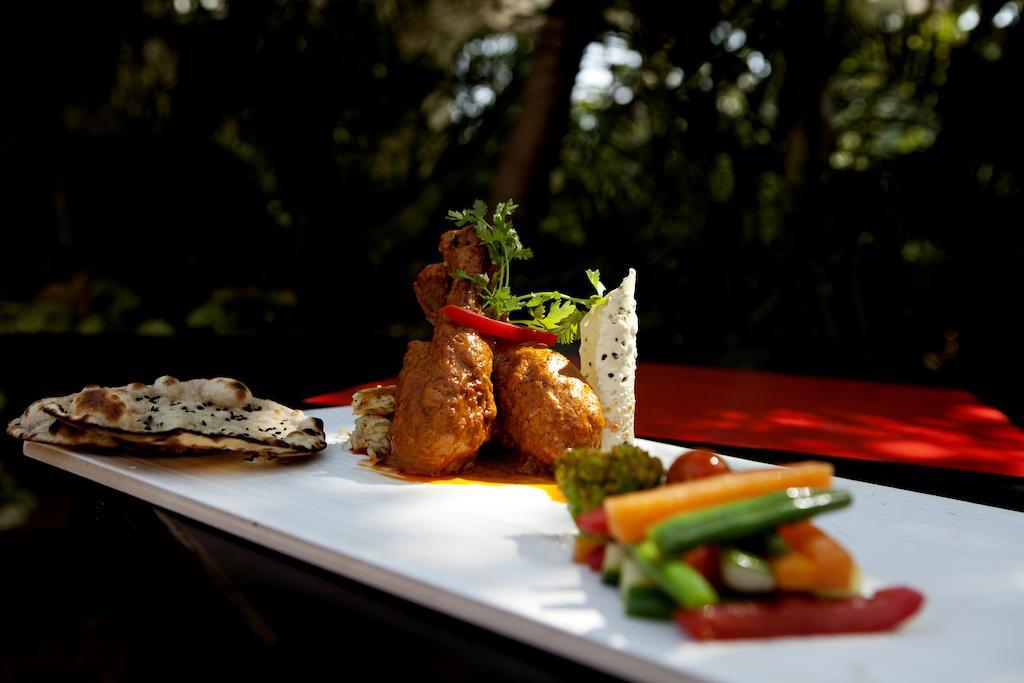 Leonia Holistic Destination Hotel Shamirpet Buitenkant foto