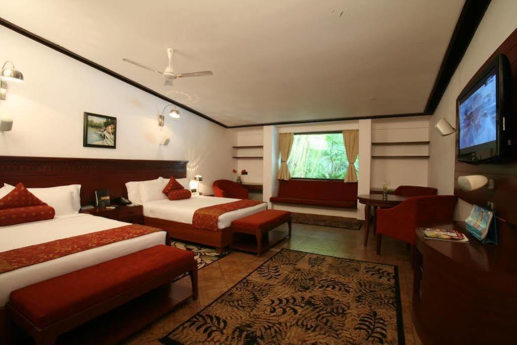Leonia Holistic Destination Hotel Shamirpet Buitenkant foto